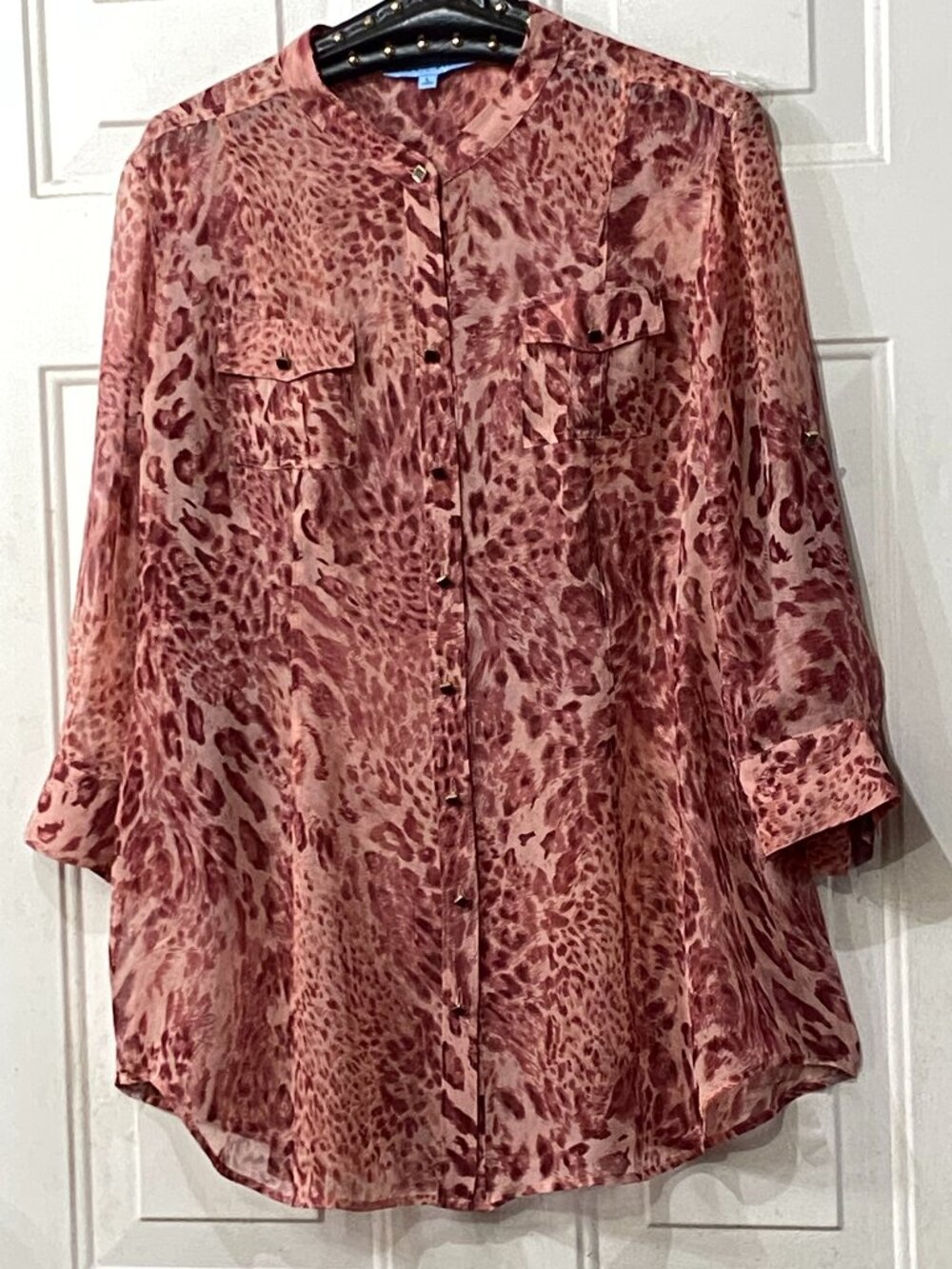 Antonio Melani Silk Sz L Sheer Blouse Button Up 3/4 Sleeve Pink Animal